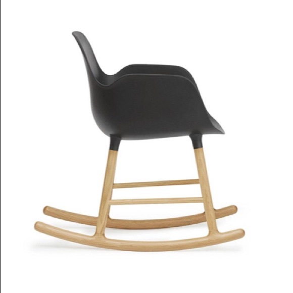 Normann Copenhagen Form Rocking Chair - Picture 2 of 5